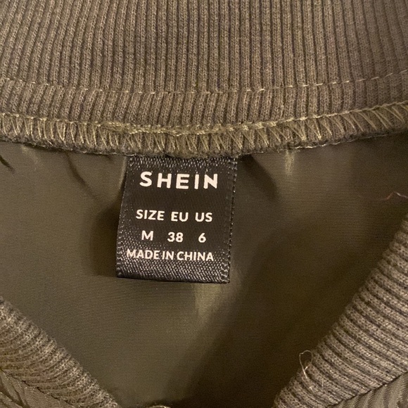 🌞3/$20 Shein Zip Detail Jacket - Picture 6 of 7